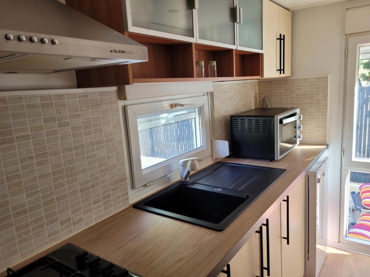 Mobil Home De Patricia Et Franck A Сіжан Екстер'єр фото